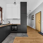 Apartment Goleszowska Superior By Bookinghost