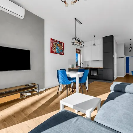 Apartment Goleszowska Superior By Bookinghost Warsaw