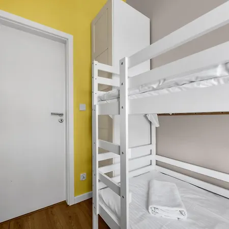 Goleszowska Superior By Bookinghost *